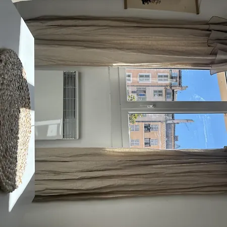 Renove, Idealement Place Apartment Toulon